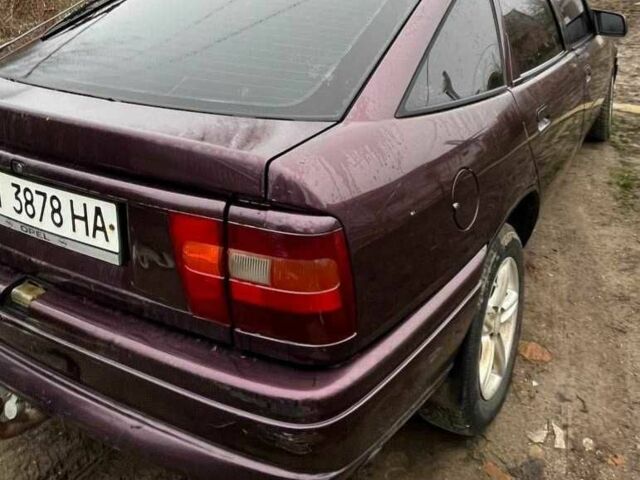 Фіолетовий Опель Вектра, об'ємом двигуна 1.8 л та пробігом 380 тис. км за 2000 $, фото 5 на Automoto.ua