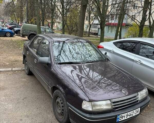 Фиолетовый Опель Вектра, объемом двигателя 2 л и пробегом 400 тыс. км за 1100 $, фото 4 на Automoto.ua