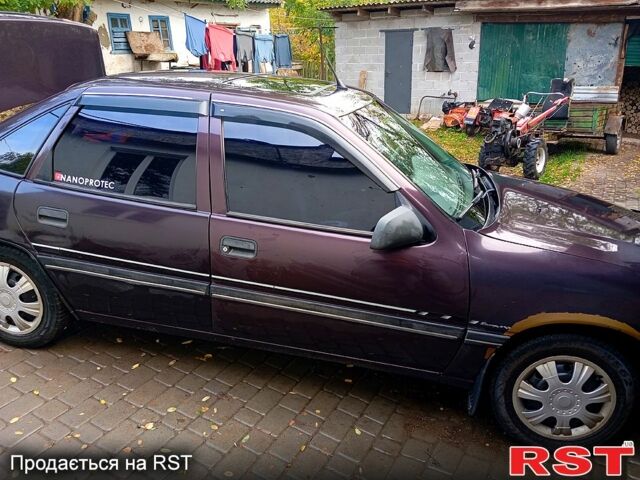 Фиолетовый Опель Вектра, объемом двигателя 1.8 л и пробегом 240 тыс. км за 1790 $, фото 2 на Automoto.ua