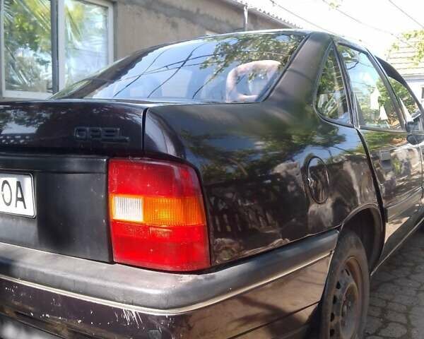 Фиолетовый Опель Вектра, объемом двигателя 2 л и пробегом 350 тыс. км за 1200 $, фото 2 на Automoto.ua