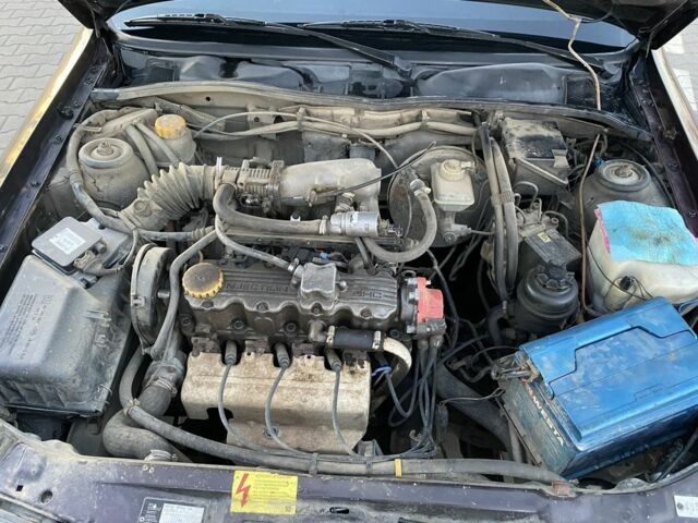 Фиолетовый Опель Вектра, объемом двигателя 2 л и пробегом 300 тыс. км за 1650 $, фото 12 на Automoto.ua