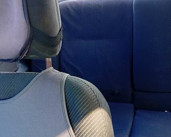 Фиолетовый Опель Вектра, объемом двигателя 1.6 л и пробегом 338 тыс. км за 700 $, фото 14 на Automoto.ua