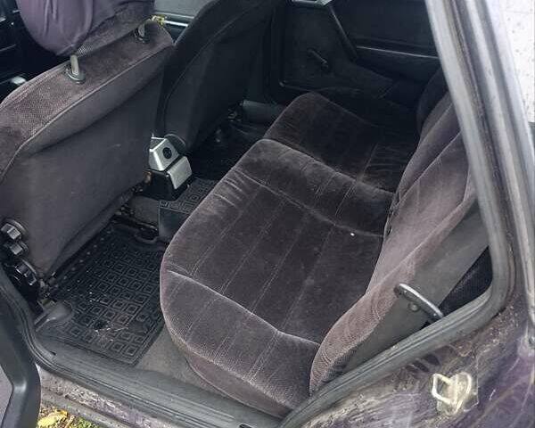 Фіолетовий Опель Вектра, об'ємом двигуна 1.6 л та пробігом 386 тис. км за 1600 $, фото 3 на Automoto.ua