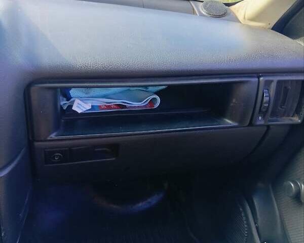 Фиолетовый Опель Вектра, объемом двигателя 1.6 л и пробегом 338 тыс. км за 700 $, фото 17 на Automoto.ua