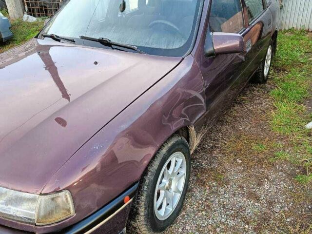 Фиолетовый Опель Вектра, объемом двигателя 1.8 л и пробегом 450 тыс. км за 650 $, фото 1 на Automoto.ua