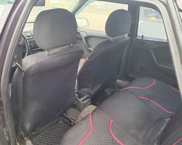 Фіолетовий Опель Вектра, об'ємом двигуна 1.78 л та пробігом 350 тис. км за 800 $, фото 7 на Automoto.ua