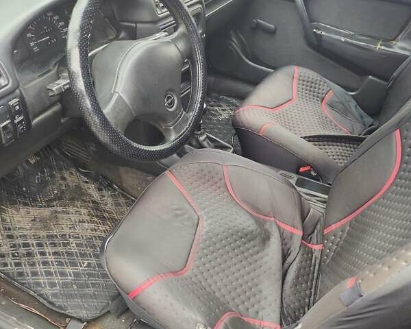 Фіолетовий Опель Вектра, об'ємом двигуна 1.78 л та пробігом 350 тис. км за 800 $, фото 8 на Automoto.ua