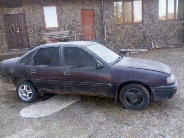 Фиолетовый Опель Вектра, объемом двигателя 1.6 л и пробегом 1000 тыс. км за 15000 $, фото 1 на Automoto.ua