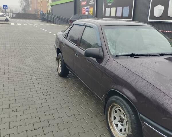 Фіолетовий Опель Вектра, об'ємом двигуна 1.78 л та пробігом 350 тис. км за 800 $, фото 3 на Automoto.ua