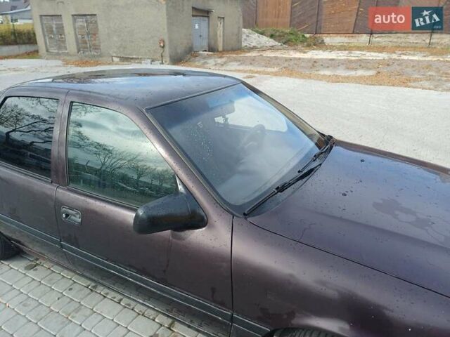 Фиолетовый Опель Вектра, объемом двигателя 1.7 л и пробегом 404 тыс. км за 1450 $, фото 3 на Automoto.ua