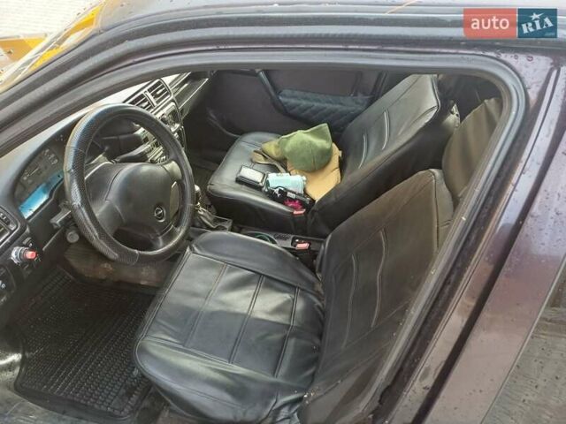 Фиолетовый Опель Вектра, объемом двигателя 1.7 л и пробегом 410 тыс. км за 1350 $, фото 14 на Automoto.ua