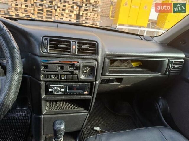 Фиолетовый Опель Вектра, объемом двигателя 1.7 л и пробегом 404 тыс. км за 1450 $, фото 11 на Automoto.ua