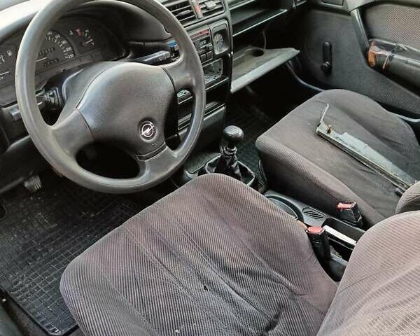 Фиолетовый Опель Вектра, объемом двигателя 1.8 л и пробегом 450 тыс. км за 650 $, фото 3 на Automoto.ua