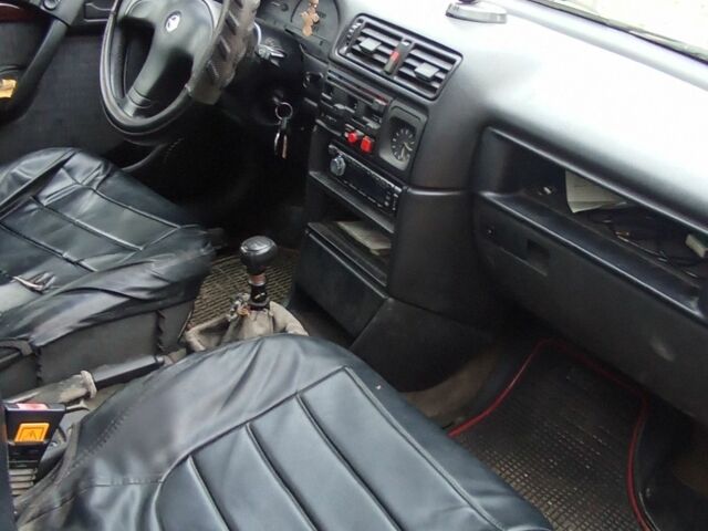 Фиолетовый Опель Вектра, объемом двигателя 2 л и пробегом 255 тыс. км за 800 $, фото 7 на Automoto.ua