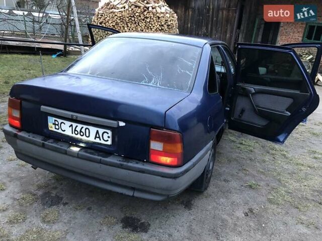 Опель Вектра 1993 в Львове на Automoto.ua Фиолетовый Опель Вектра, объемом двигателя 1.8 л и пробегом 322 тыс. км за 1200 $, фото 40 на Automoto.ua