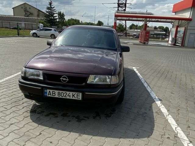 Фиолетовый Опель Вектра, объемом двигателя 1.8 л и пробегом 300 тыс. км за 1650 $, фото 5 на Automoto.ua