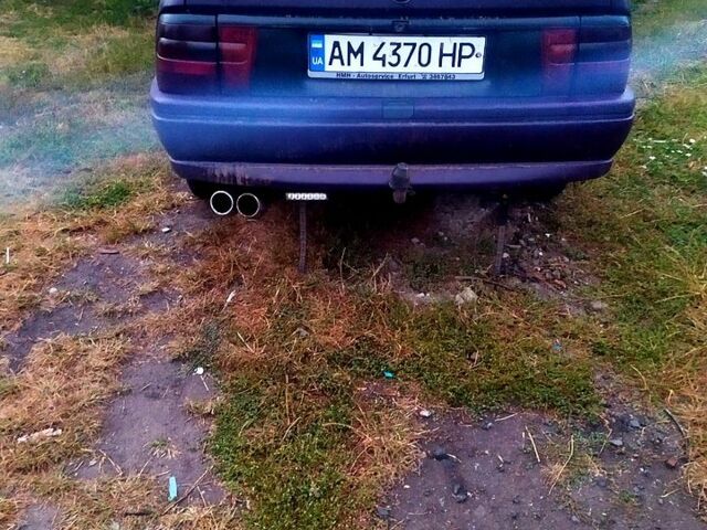 Фіолетовий Опель Вектра, об'ємом двигуна 1.8 л та пробігом 0 тис. км за 1300 $, фото 3 на Automoto.ua