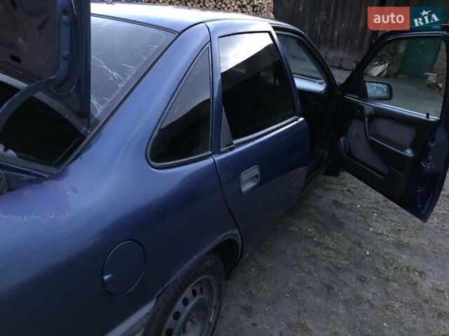 Фиолетовый Опель Вектра, объемом двигателя 1.8 л и пробегом 322 тыс. км за 1200 $, фото 9 на Automoto.ua