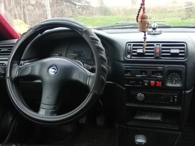 Фиолетовый Опель Вектра, объемом двигателя 2 л и пробегом 255 тыс. км за 800 $, фото 5 на Automoto.ua