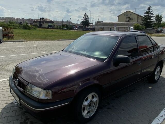 Фиолетовый Опель Вектра, объемом двигателя 1.8 л и пробегом 300 тыс. км за 1650 $, фото 1 на Automoto.ua