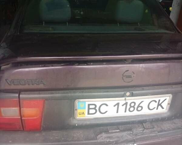 Фиолетовый Опель Вектра, объемом двигателя 1.6 л и пробегом 100 тыс. км за 1000 $, фото 2 на Automoto.ua
