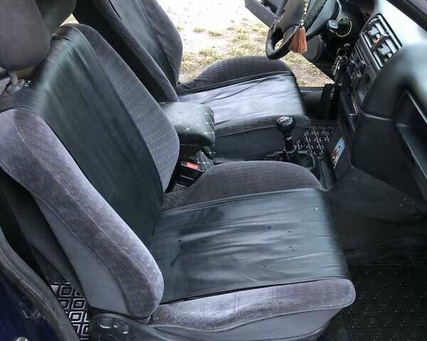 Опель Вектра 1993 в Львове на Automoto.ua Фиолетовый Опель Вектра, объемом двигателя 1.8 л и пробегом 322 тыс. км за 1200 $, фото 61 на Automoto.ua