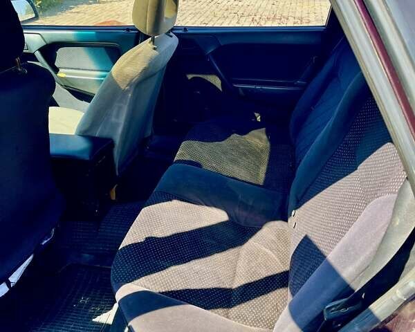 Фіолетовий Опель Вектра, об'ємом двигуна 1.8 л та пробігом 230 тис. км за 1350 $, фото 17 на Automoto.ua
