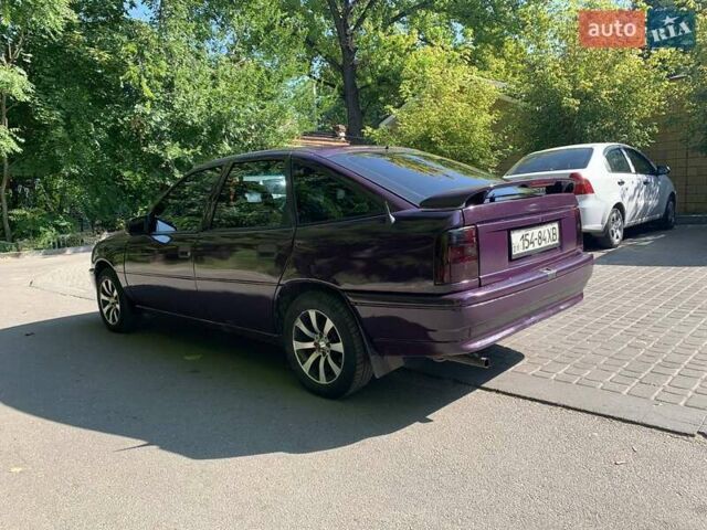 Фиолетовый Опель Вектра, объемом двигателя 1.6 л и пробегом 400 тыс. км за 2100 $, фото 7 на Automoto.ua