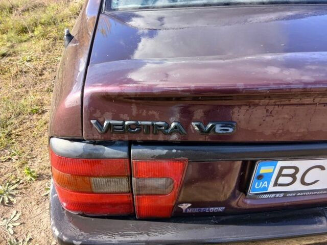 Фиолетовый Опель Вектра, объемом двигателя 2.5 л и пробегом 400 тыс. км за 1200 $, фото 4 на Automoto.ua