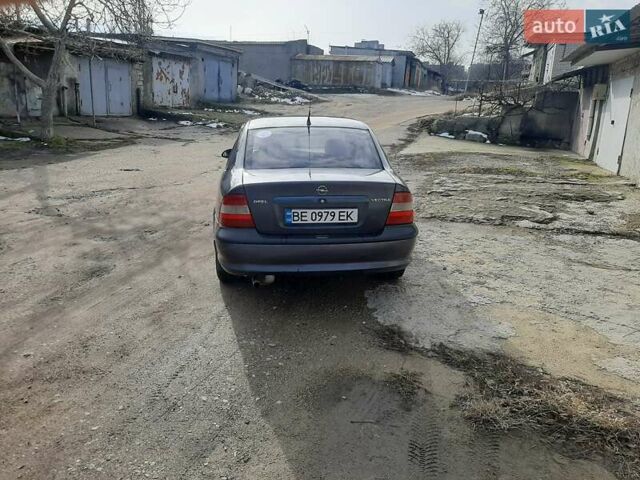 Фиолетовый Опель Вектра, объемом двигателя 1.6 л и пробегом 315 тыс. км за 3350 $, фото 13 на Automoto.ua