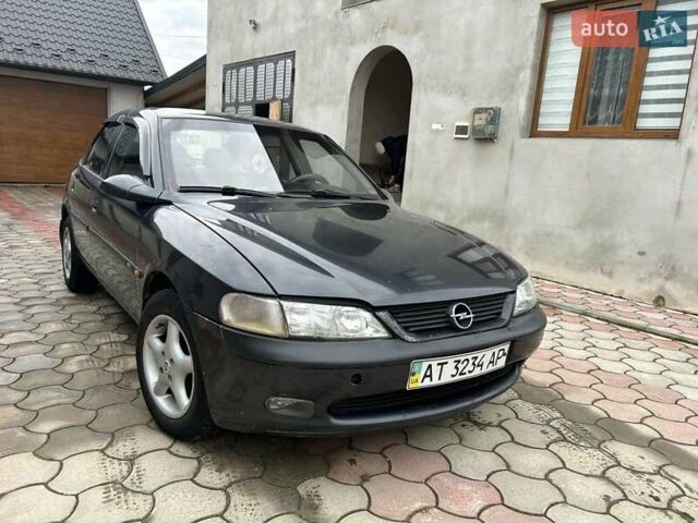 Фіолетовий Опель Вектра, об'ємом двигуна 1.7 л та пробігом 345 тис. км за 2200 $, фото 12 на Automoto.ua