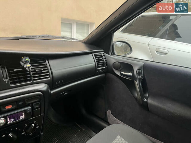 Фіолетовий Опель Вектра, об'ємом двигуна 1.8 л та пробігом 307 тис. км за 1900 $, фото 11 на Automoto.ua