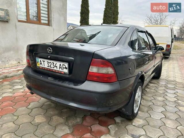 Фіолетовий Опель Вектра, об'ємом двигуна 1.7 л та пробігом 345 тис. км за 2200 $, фото 55 на Automoto.ua
