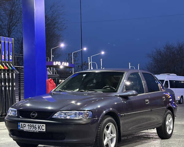 Фіолетовий Опель Вектра, об'ємом двигуна 1.6 л та пробігом 350 тис. км за 2900 $, фото 6 на Automoto.ua