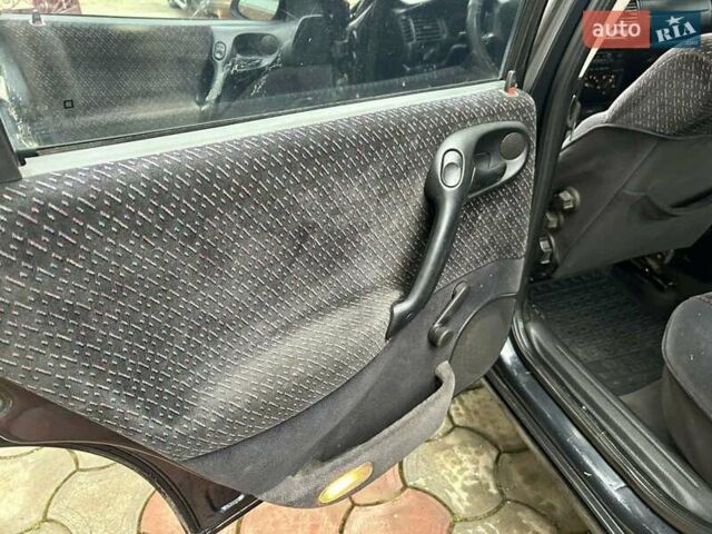 Фіолетовий Опель Вектра, об'ємом двигуна 1.7 л та пробігом 345 тис. км за 2200 $, фото 1 на Automoto.ua