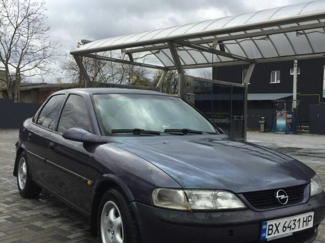 Опель Вектра 1996 в Шепетовке на Automoto.ua Фиолетовый Опель Вектра, объемом двигателя 1.6 л и пробегом 450 тыс. км за 1900 $, фото 1 на Automoto.ua
