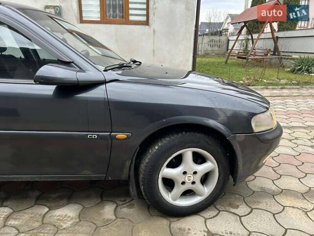 Фіолетовий Опель Вектра, об'ємом двигуна 1.7 л та пробігом 345 тис. км за 2200 $, фото 50 на Automoto.ua