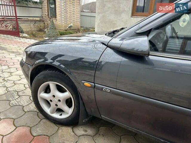 Фіолетовий Опель Вектра, об'ємом двигуна 1.7 л та пробігом 345 тис. км за 2200 $, фото 27 на Automoto.ua