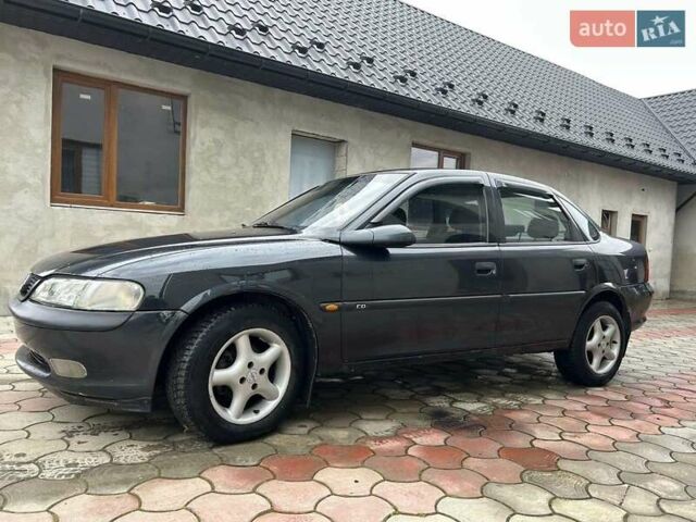 Фіолетовий Опель Вектра, об'ємом двигуна 1.7 л та пробігом 345 тис. км за 2200 $, фото 20 на Automoto.ua