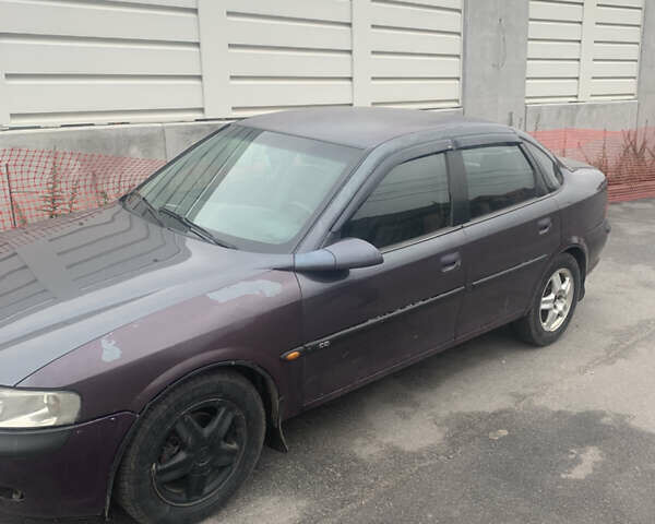 Фиолетовый Опель Вектра, объемом двигателя 1.79 л и пробегом 300 тыс. км за 1350 $, фото 13 на Automoto.ua