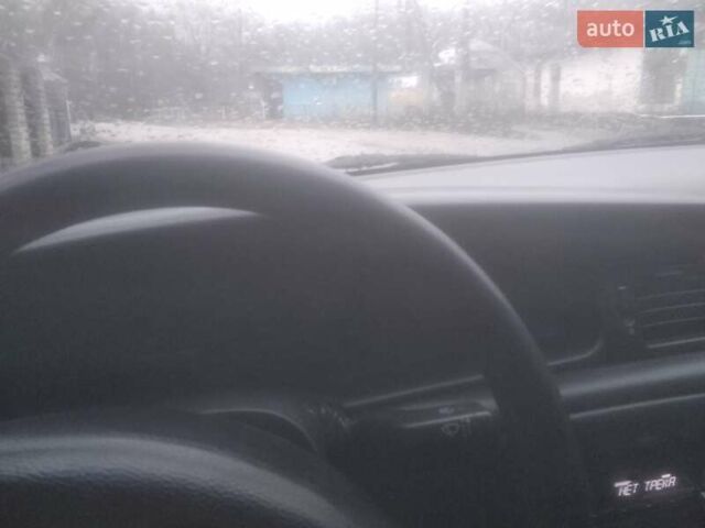 Фиолетовый Опель Вектра, объемом двигателя 1.6 л и пробегом 190 тыс. км за 2350 $, фото 7 на Automoto.ua