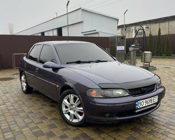 Фіолетовий Опель Вектра, об'ємом двигуна 1.8 л та пробігом 370 тис. км за 2900 $, фото 4 на Automoto.ua