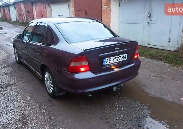 Фиолетовый Опель Вектра, объемом двигателя 1.6 л и пробегом 361 тыс. км за 2150 $, фото 6 на Automoto.ua