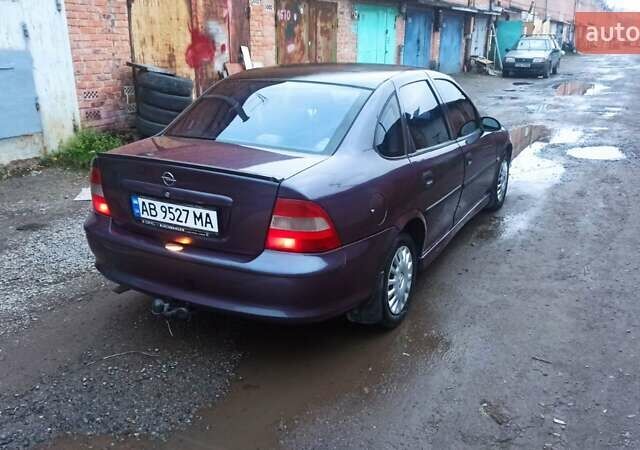 Фиолетовый Опель Вектра, объемом двигателя 1.6 л и пробегом 361 тыс. км за 2150 $, фото 4 на Automoto.ua