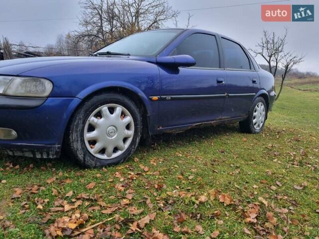 Фиолетовый Опель Вектра, объемом двигателя 1.8 л и пробегом 580 тыс. км за 1100 $, фото 2 на Automoto.ua