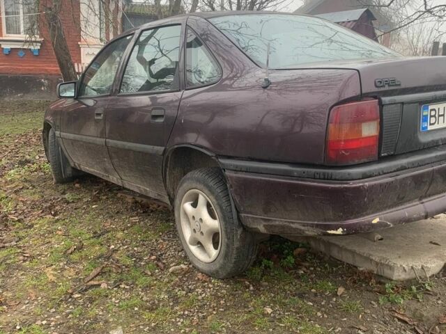 Фіолетовий Опель Вектра, об'ємом двигуна 1.6 л та пробігом 286 тис. км за 900 $, фото 3 на Automoto.ua
