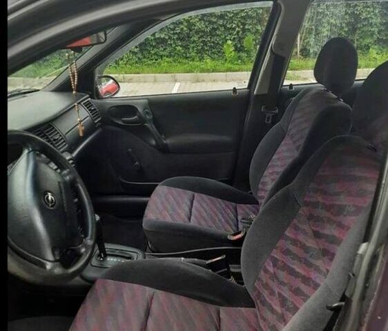 Фиолетовый Опель Вектра, объемом двигателя 0 л и пробегом 170 тыс. км за 1550 $, фото 4 на Automoto.ua