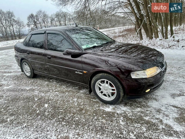 Фиолетовый Опель Вектра, объемом двигателя 1.6 л и пробегом 145 тыс. км за 3750 $, фото 1 на Automoto.ua