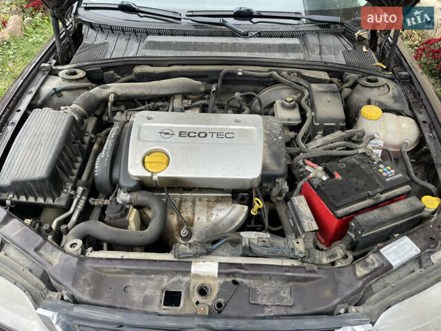 Фиолетовый Опель Вектра, объемом двигателя 1.6 л и пробегом 65 тыс. км за 2800 $, фото 23 на Automoto.ua