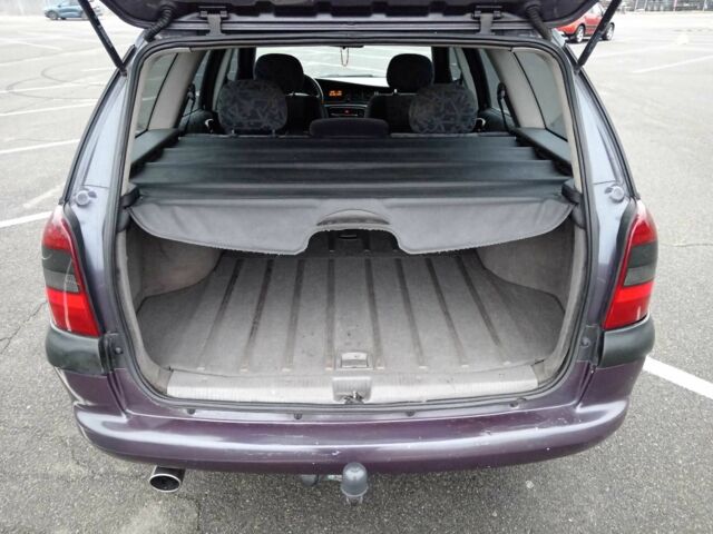 Фиолетовый Опель Вектра, объемом двигателя 2 л и пробегом 453 тыс. км за 2900 $, фото 9 на Automoto.ua